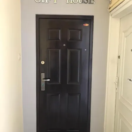 Gift House Apartman Daire